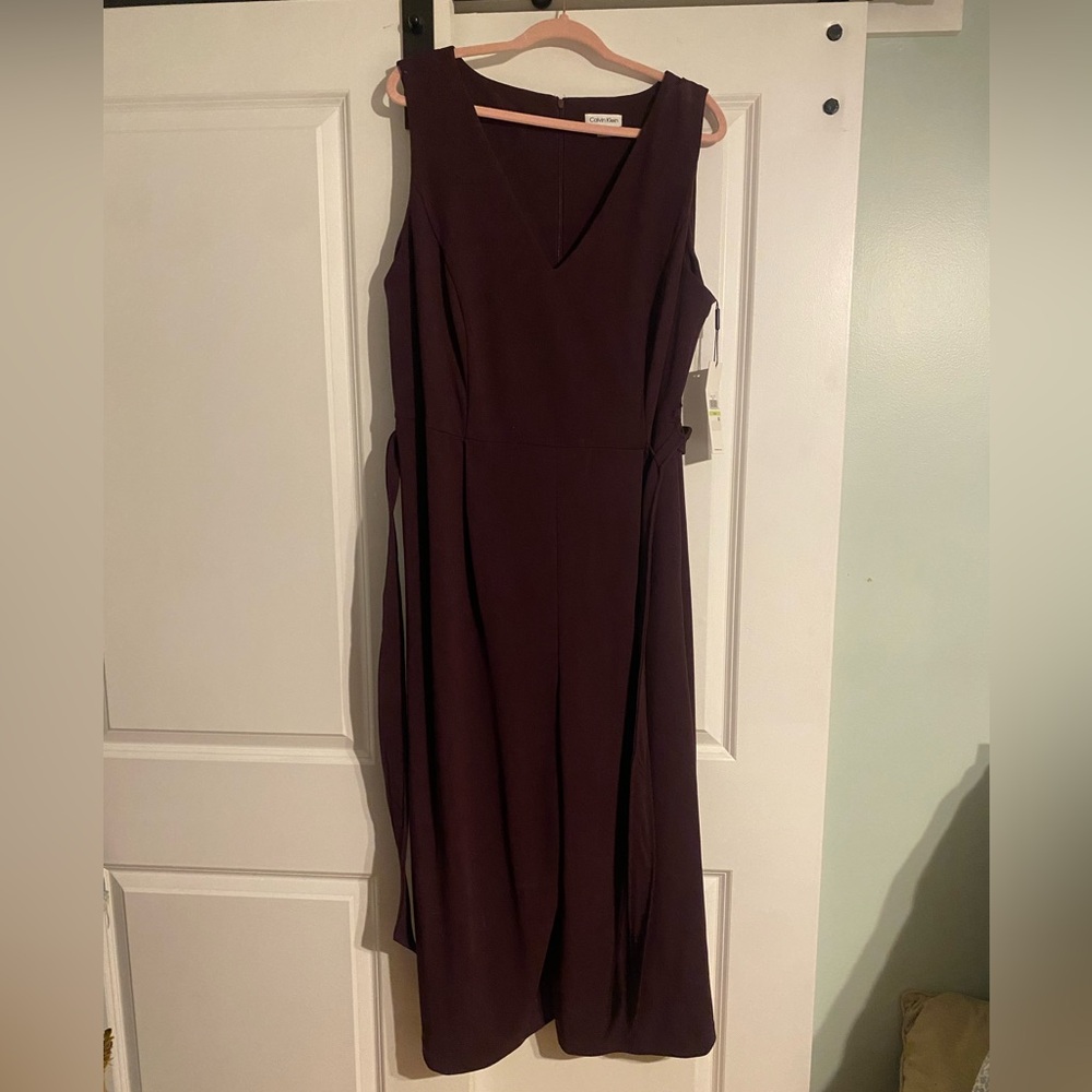 Calvin Klein Plus Belted Crepe Jumpsuit - Aubergine - Picture 4 of 7